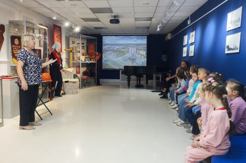 Воспитанники группы «Земляничка» Детского сада «Василёк»