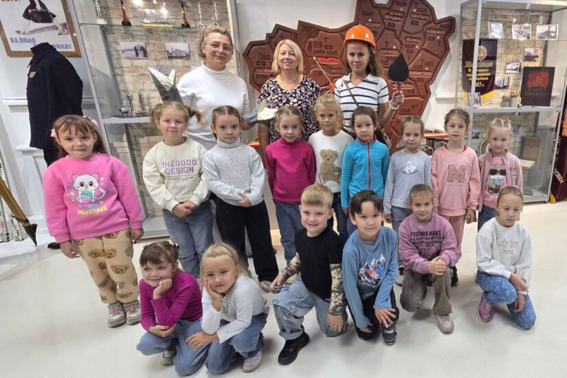 Воспитанники группы «Земляничка» Детского сада «Василёк»