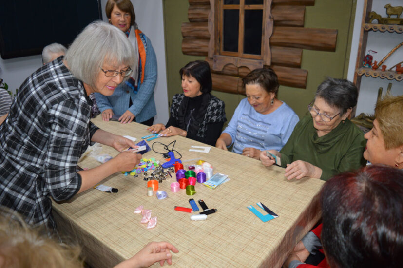 Мастер-класс ко Дню пожилого человека