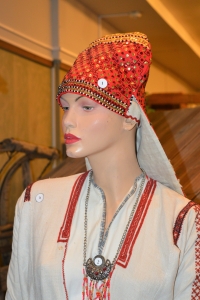 Сорока (эрзя), вид спереди